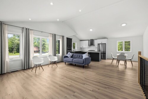 Spacious Suite close to Ottawa