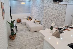 Interior - Luxury-Confort +Location, Spectacular Apto in Ccs - Campo Alegre (Caracas)