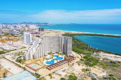 Location & Comfort & Relax Beautiful Apt in MGTA-Caracola