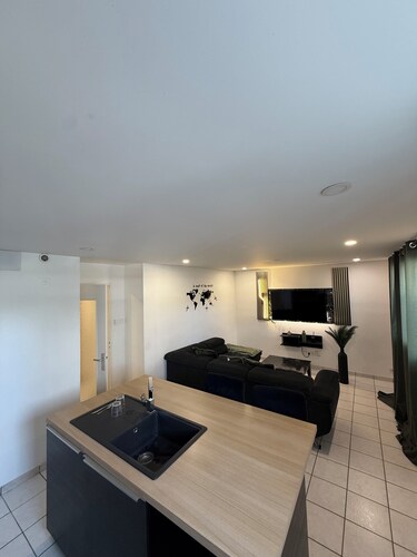 Appartement moderne calme 2 chambres bien placé T3 Grenoble