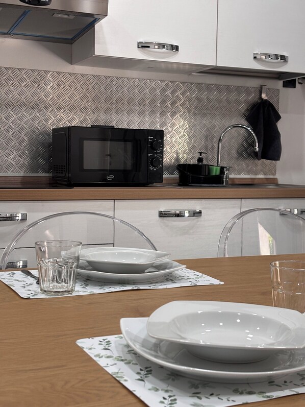 Microwave, oven, stovetop