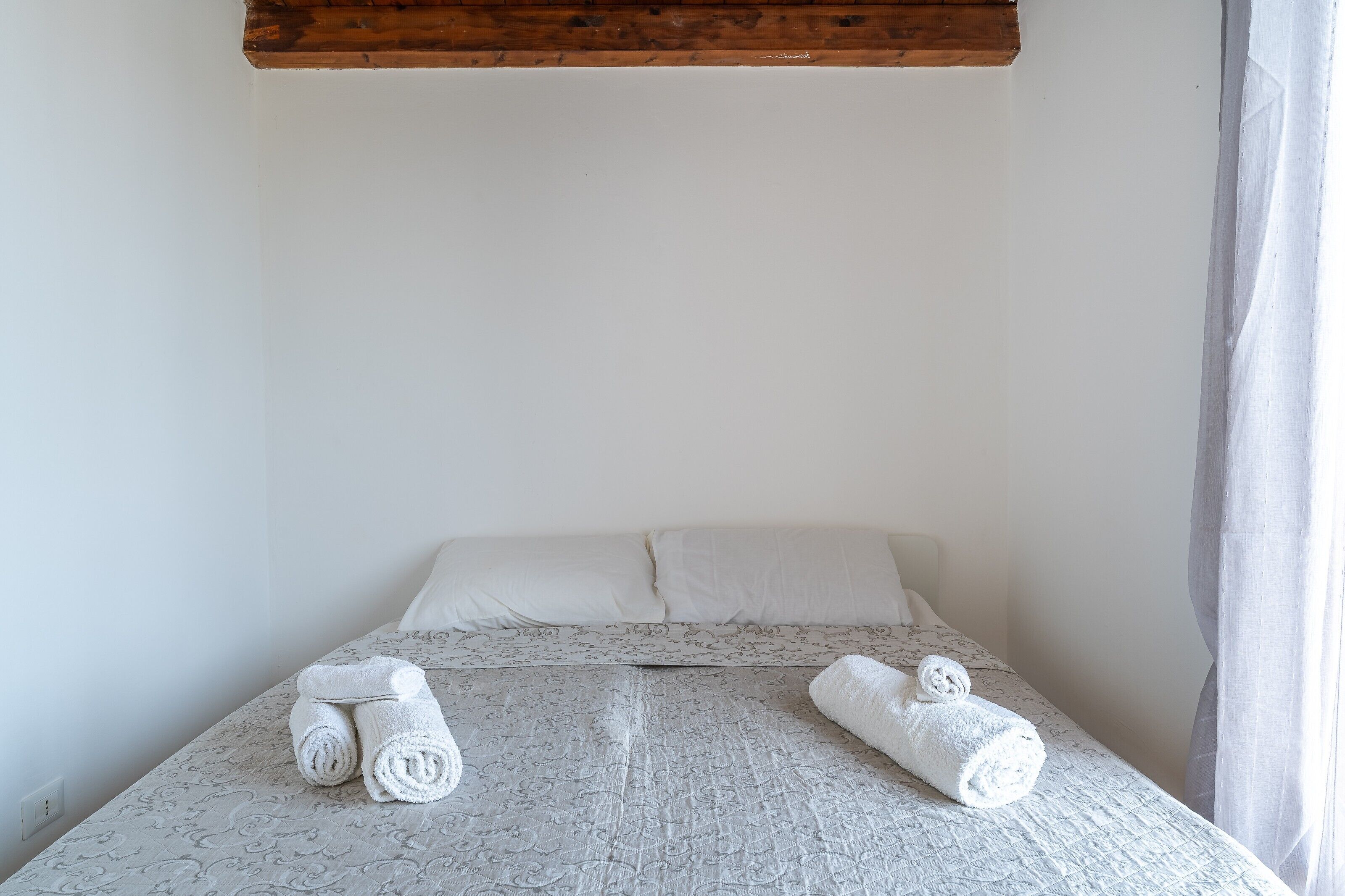3 slaapkamers, een strijkplank/strijkijzer, wifi, beddengoed