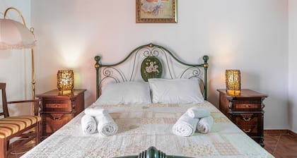 Apartment 'Jungle Holiday' with Wi-Fi and Air Conditioning