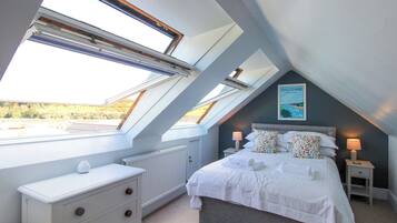 3 bedrooms, individually decorated, individually furnished, free WiFi