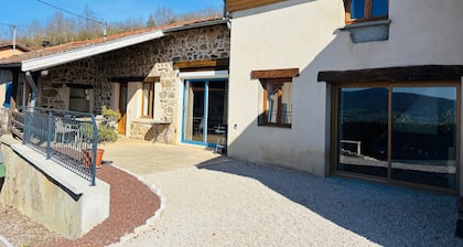 Gßte 'Gite De Clairette Et Nono' avec Terrasse Privée et Wi-Fi