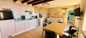 Gîte 'Gite De Clairette Et Nono' with Private Terrace and Wi-Fi