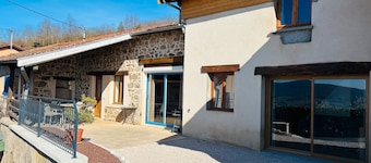 Gîte 'Gite De Clairette Et Nono' with Private Terrace and Wi-Fi