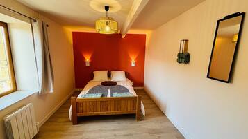 2 chambres, fer et planche Ă repasser, Wi-Fi, draps fournis