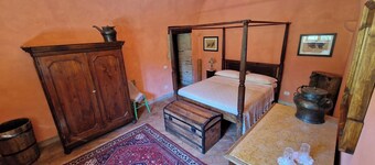 The Fourth - Superior Room – Canopy Bed