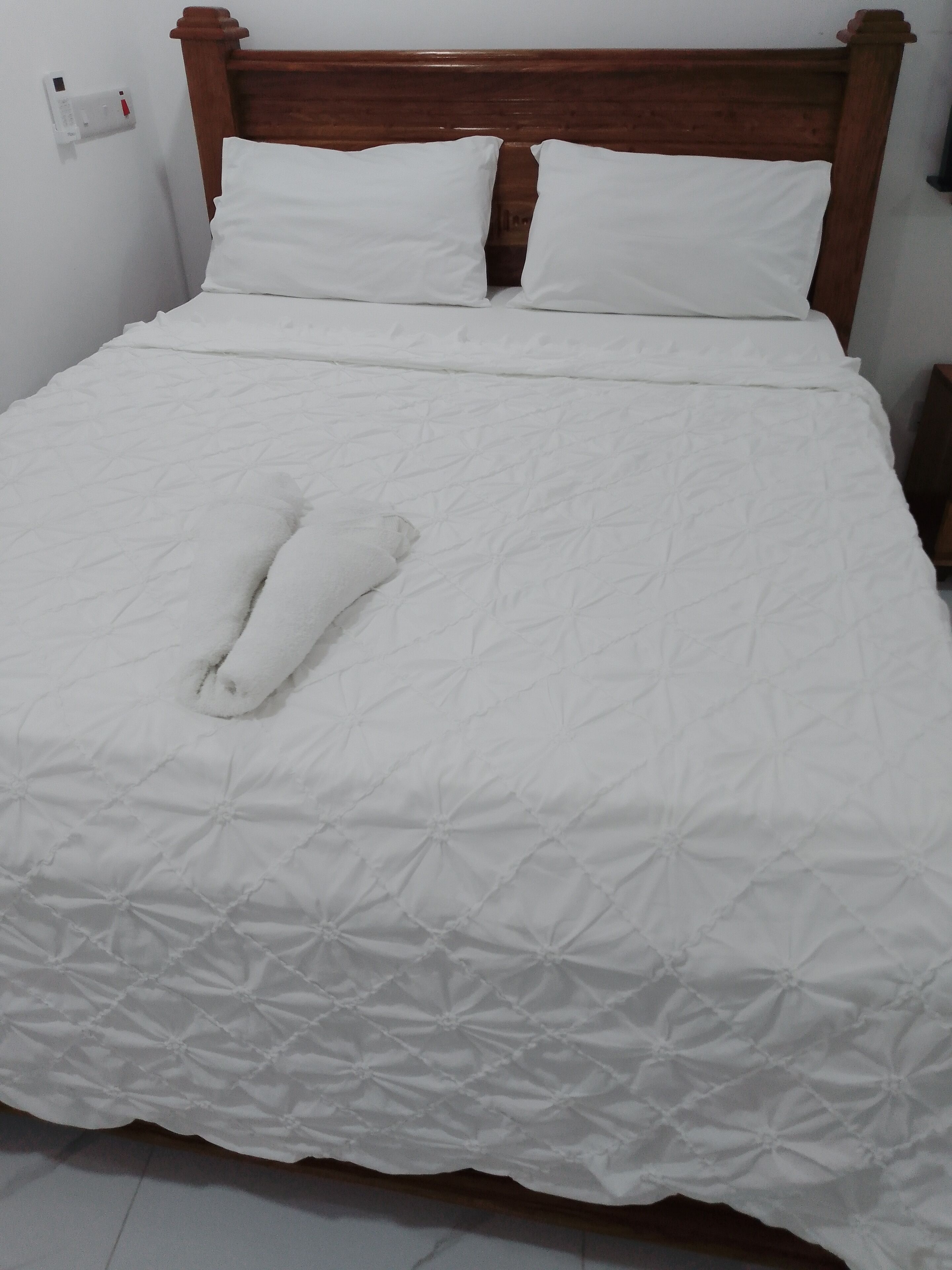 Economy appartement, 4 slaapkamers | Een strijkplank/strijkijzer, gratis wifi