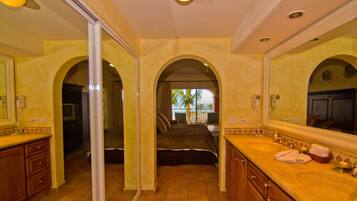 Apartment, Mehrere Betten, Balkon, Meerblick (Las Mañanitas LM E3303) | 3 Schlafzimmer, individuell dekoriert, individuell eingerichtet