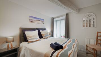 1 chambre, fer et planche à repasser, Wi-Fi, draps fournis