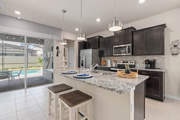 Fridge, microwave, oven, dishwasher