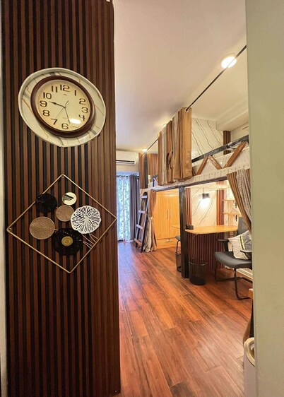 Condo Bed Space for Solo Travelers, Reviewers and Exam Takers!