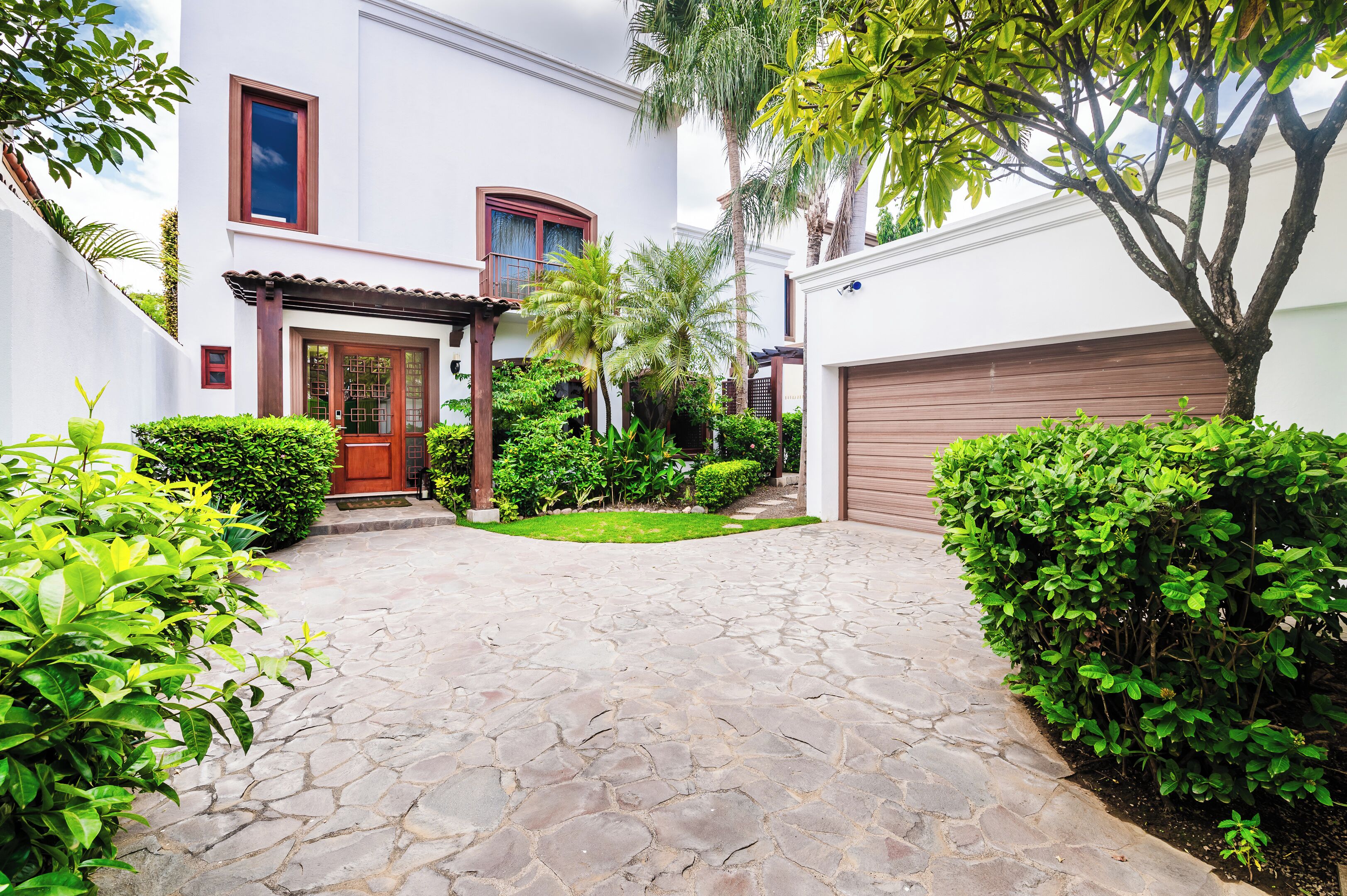 المنشأة من الخارج