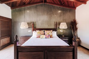 3 chambres, fer et planche Ă repasser, Wi-Fi, draps fournis