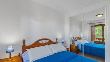 2 dormitorios, tabla de planchar con plancha, wifi y ropa de cama