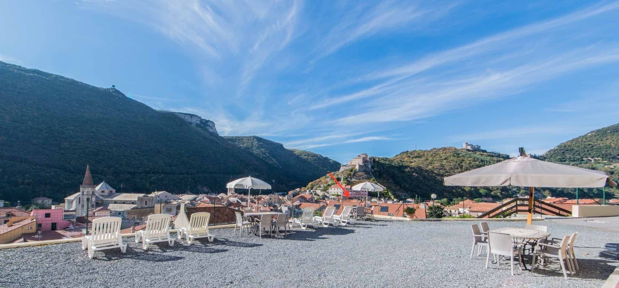 Monolocale in villa con piscina | Vue de la chambre