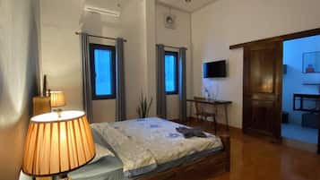 3 dormitorios, escritorio, tabla de planchar con plancha y wifi gratis