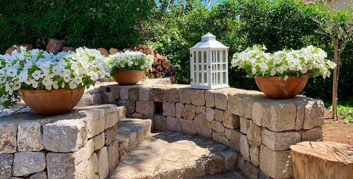 Villa 'Tramuntana' with Sea View, Wi-Fi and Air Conditioning