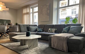 Living area - Cozy Zurich Getaway Lake Access Private Garden (Zürich)