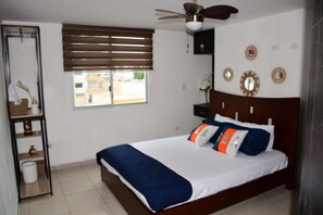 5 bedrooms, free WiFi, bed sheets, wheelchair access