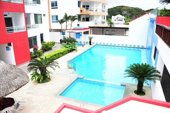 Alberca al aire libre 