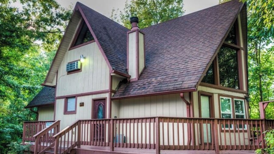 Gatlinburg Mountain Cabin