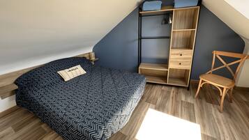 2 slaapkamers, een strijkplank/strijkijzer, wifi