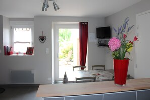 Dining - Gîte ti melen - Les Gîtes de la Cour Chevalier (La Fresnais)