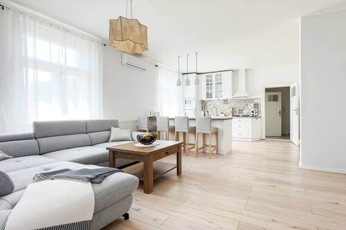 Old Town | Business & Family Apartment Letna