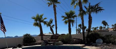 Piscine extérieure, piscine chauffée