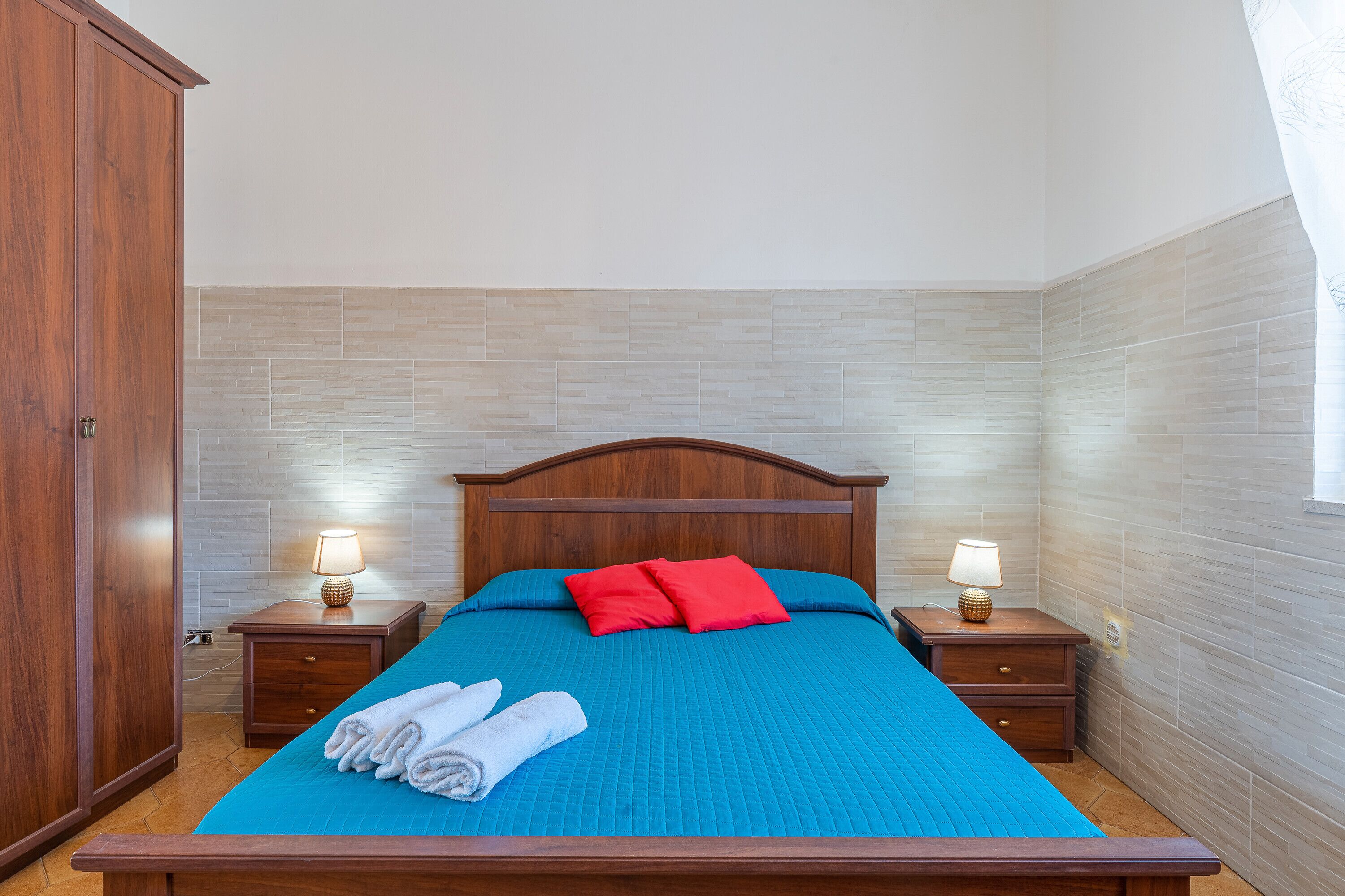 3 Schlafzimmer, Bügeleisen/Bügelbrett, Bettwäsche