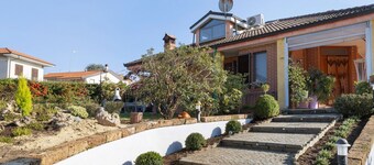 Apartment 'La Dimora Nel Roero Con Patio' with Private Terrace, Wi-Fi and Air Conditioning