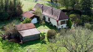 Exterior - Gite de La Fontaine de Laumede (Saint-Chamassy)