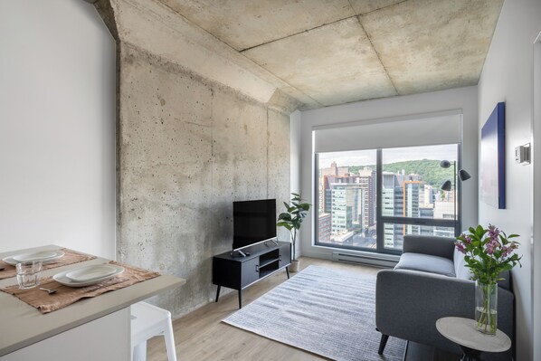 تلفزيون ذكي