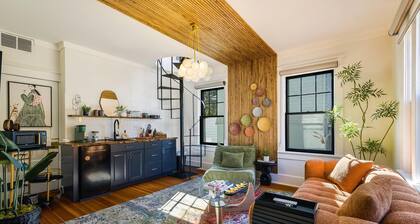 Downtown Funk: Walkable, Modern Loft