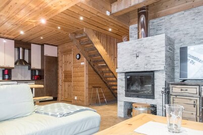 Lumiro Lodge by Aavalevi Holidays