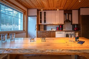 Mikrowelle, Ofen, Herdplatte, Geschirrspüler