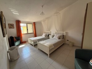 3 Schlafzimmer, Zimmersafe, Bügeleisen/Bügelbrett, kostenloses WLAN