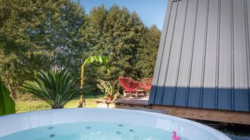 Bañera de hidromasaje exterior