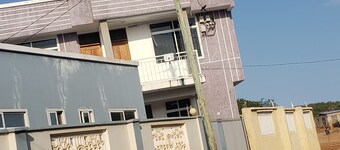 Home couple 1-bedroom apartment in Dar es Salaam