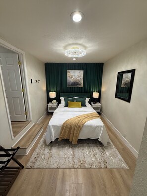 2 bedrooms, iron/ironing board, WiFi, bed sheets