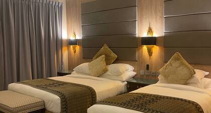 Sharila Perhentain @ Premium Room - BS