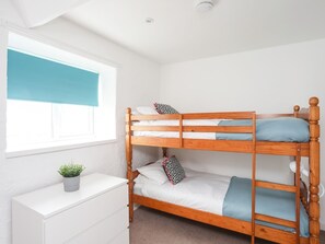 3 habitaciones, decoración personalizada y muebles diferentes
