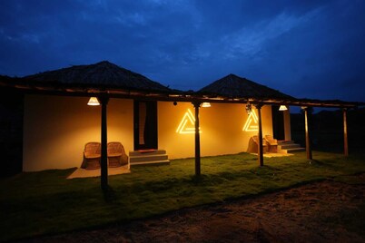 Hampi Natures Cottage 