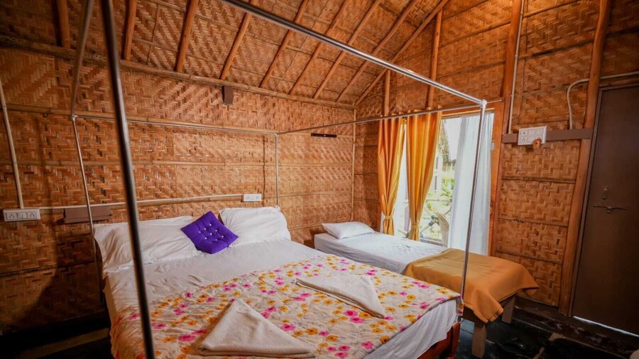 Hampi Natures Cottage