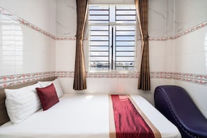 Deluxe Double | Bộ đồ giường cao cấp, minibar, bàn