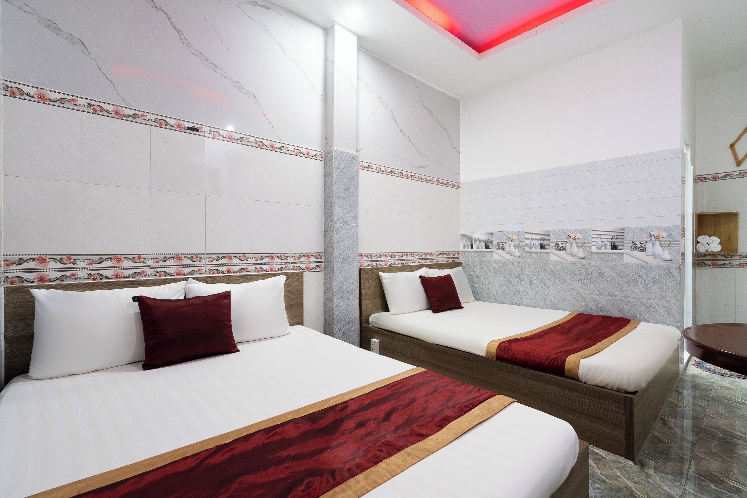 Superior Family | Premium bedding, minibar, desk, free WiFi