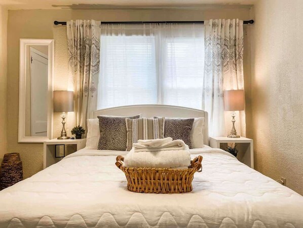 1 bedroom, iron/ironing board, WiFi, bed sheets